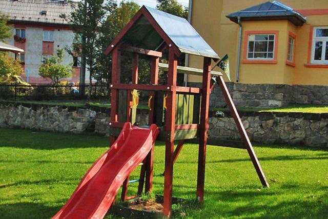 Hotel Stara Mlekarna à Kytlice Extérieur photo
