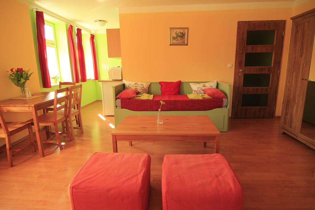 Hotel Stara Mlekarna à Kytlice Extérieur photo