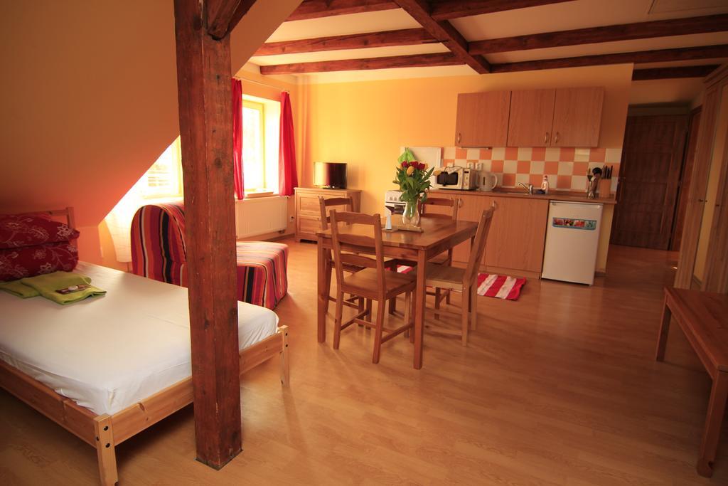 Hotel Stara Mlekarna à Kytlice Extérieur photo